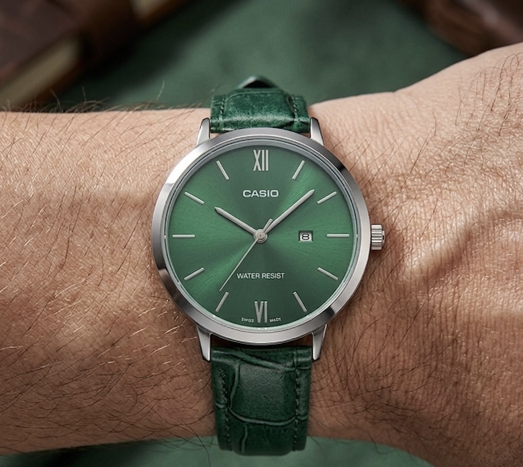 casio manche cuir vert fond vert — photo 2, OnMyShop Abidjan