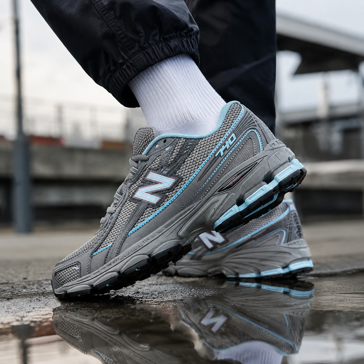 NEW BALANCE 740