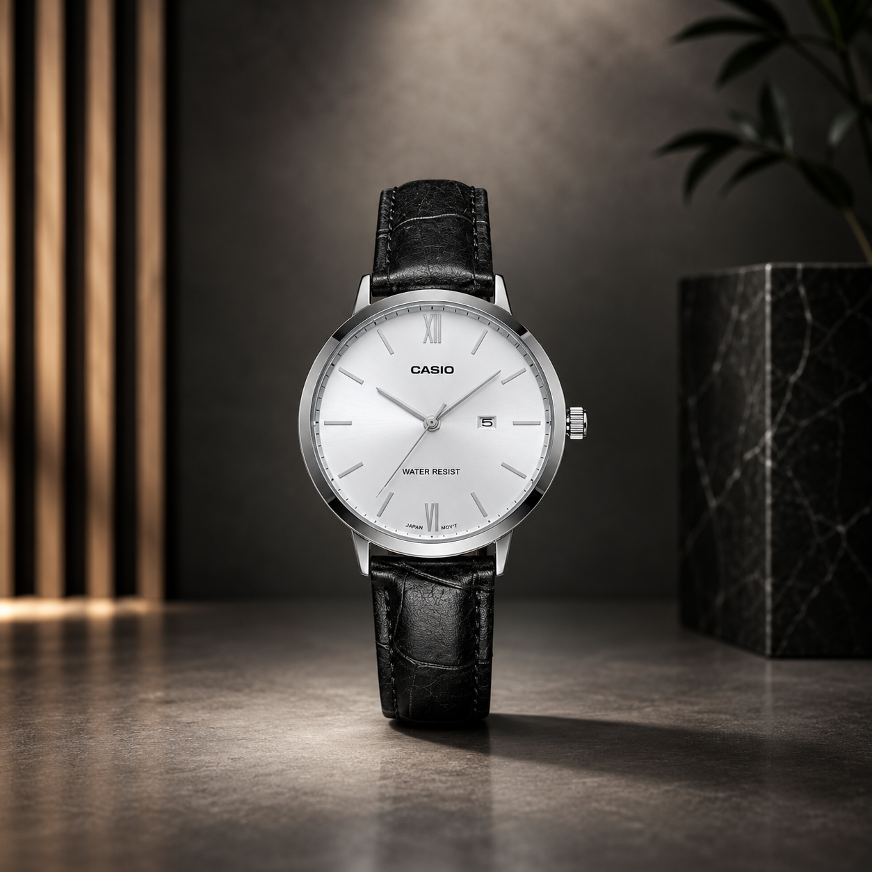 Montre casio manche cuir noir fond blanc